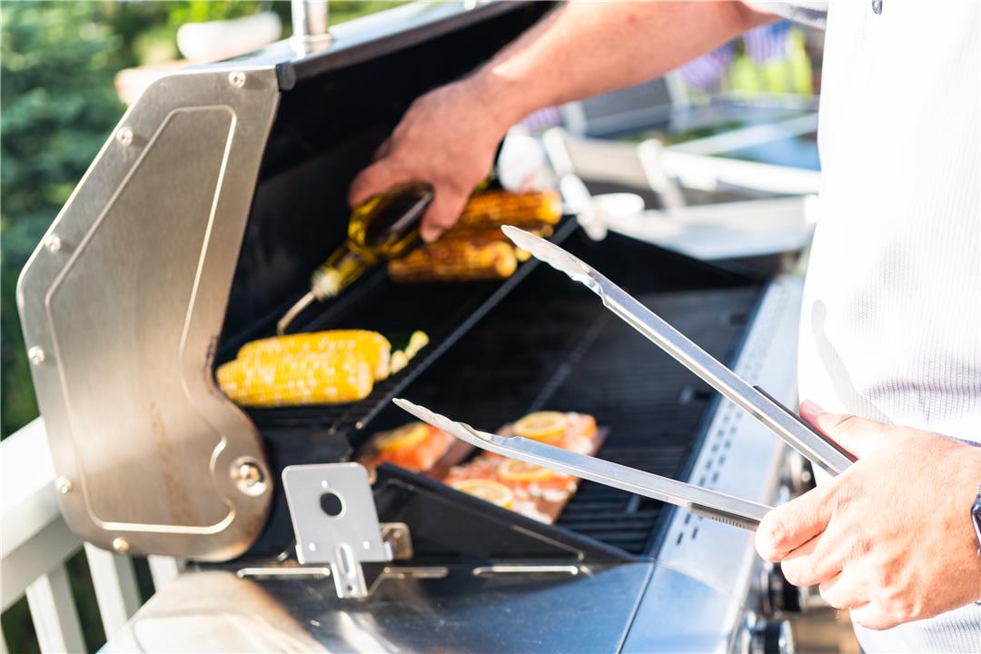 Why the Pros Go With Natural Gas Grills 