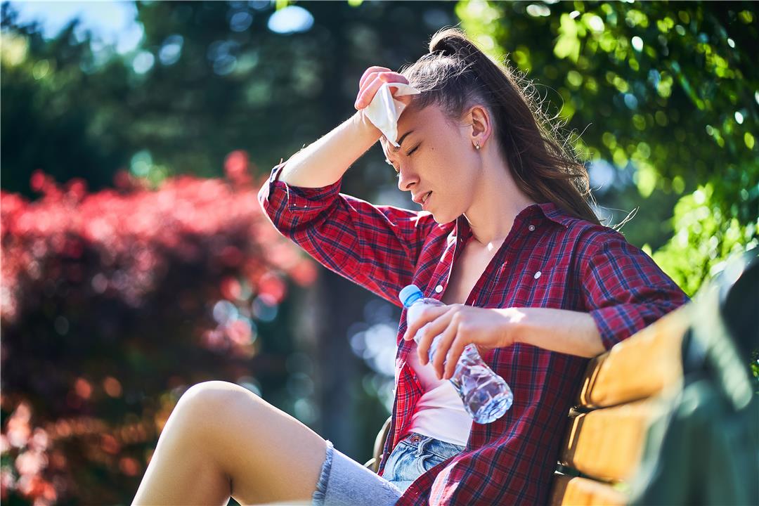 Beat the Heat: Tips to Stay Comfortable in the Summer Sun