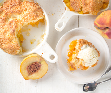 Enjoy the Taste of Summer with Fresh Peach Cobbler